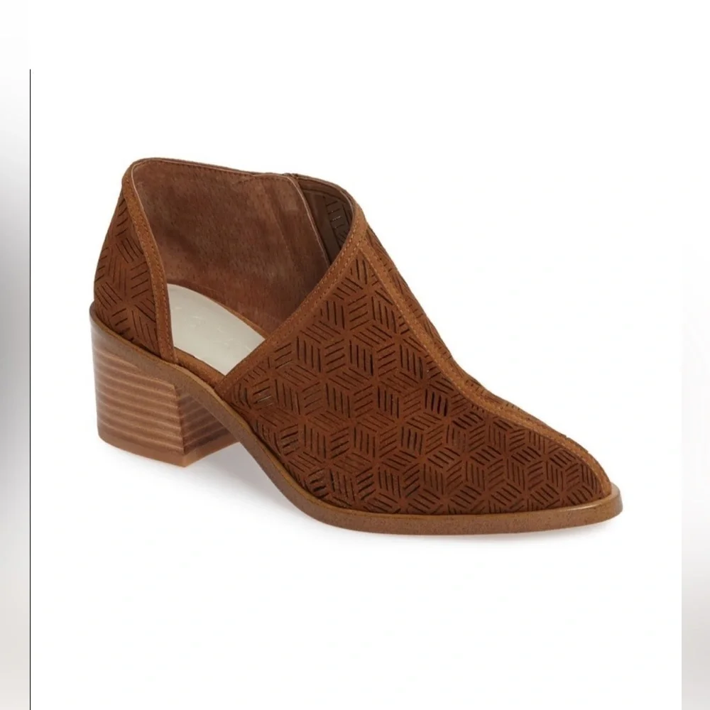 1. State Iddah Brown perforated suede Booties SZ 8.5